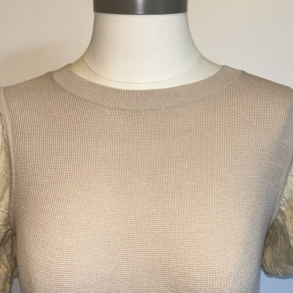 Current air LA Beige Puff Sleeve Top with Embroidered Details Women’s Small - Picture 4 of 10